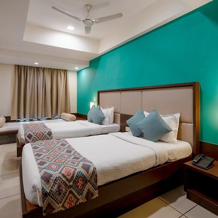 Gcc Hotel And Club Mira-Bhayandar Экстерьер фото