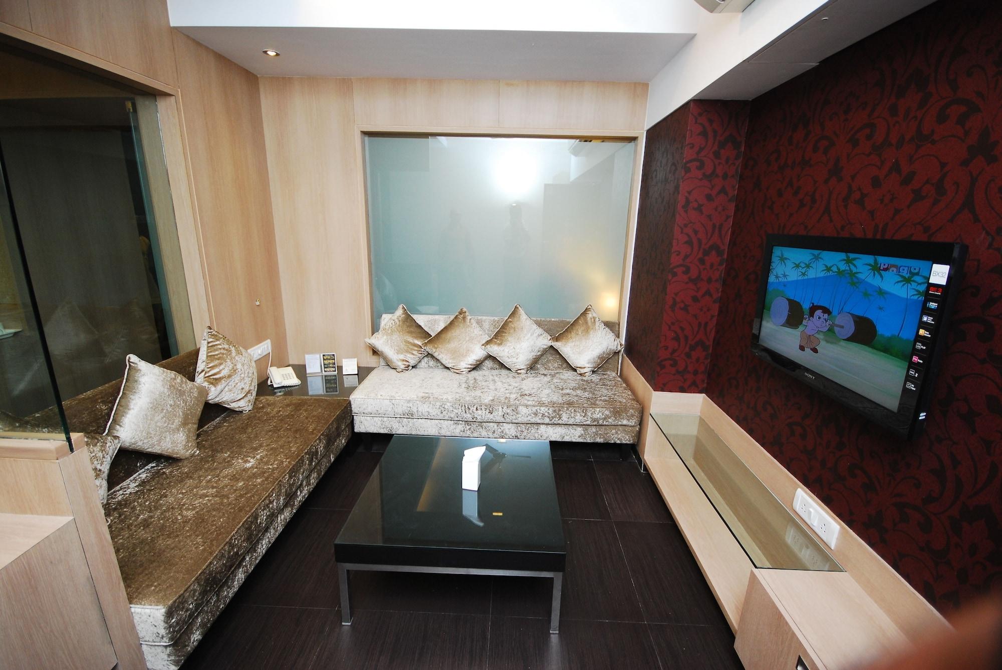 Gcc Hotel And Club Mira-Bhayandar Экстерьер фото