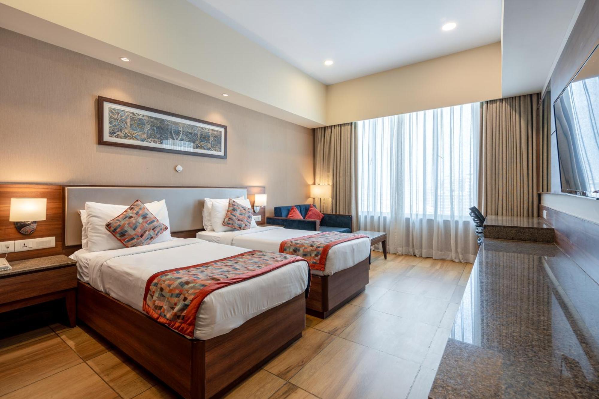 Gcc Hotel And Club Mira-Bhayandar Экстерьер фото